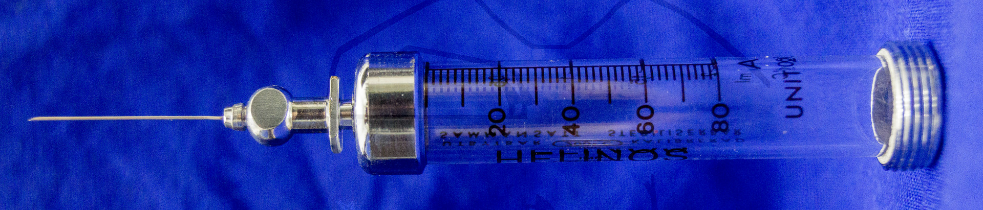 Insulininjektor "Helinos", Mitte der 1950'er Jahre, Spritzenzylinder mit der Insulin Einteilung